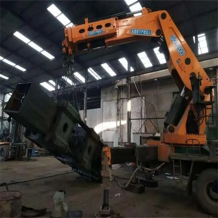 芜湖镜湖200吨折臂吊出租